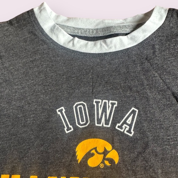 NWT Girls Rivalry Threads Iowa Hawkeyes Gray Short Sleeve Tee Shirt Size 6/6X - Picture 4 of 8